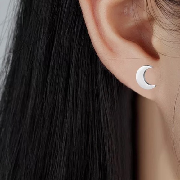 MOON ♡ Stainless Steel Minimalist Stud Earrings GIFT - Picture 3 of 5